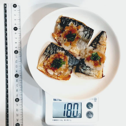 3切れ分の焼きサバのおろしポン酢