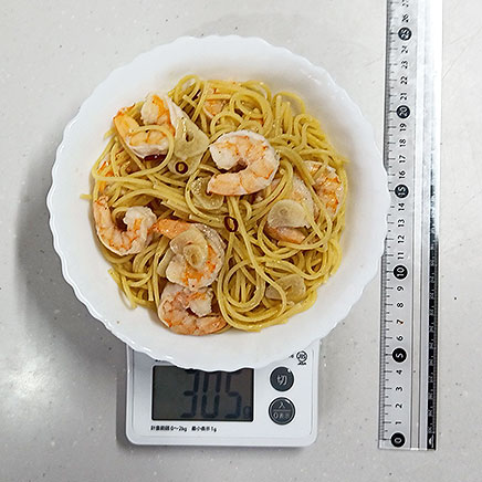 1人前の海老のペペロンチーノ