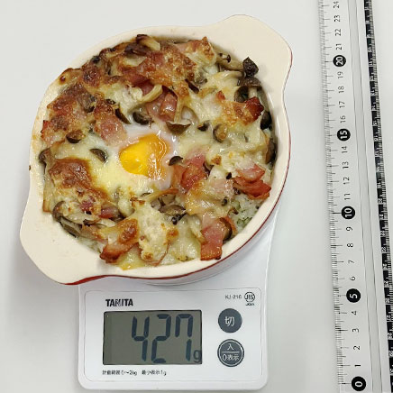 グラタン皿1皿分のカルボナーラドリア