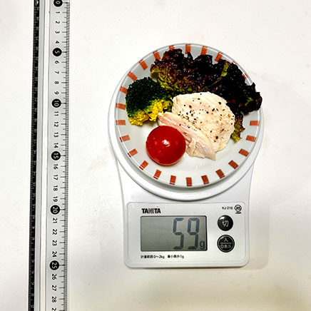 小皿1皿分の鶏むねサラダ