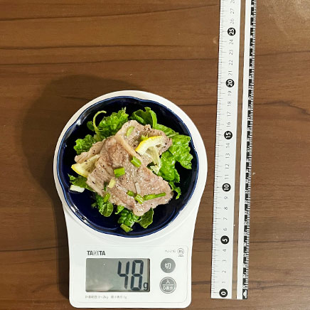 小鉢1杯分の牛肉のカルパッチョ