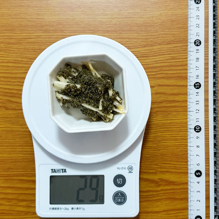 豆鉢1杯分のとんぶりの長芋和え