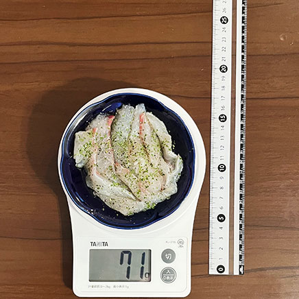 小鉢1杯分の白身魚のカルパッチョ