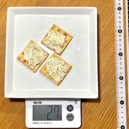3枚分のクリームチーズクラッカー