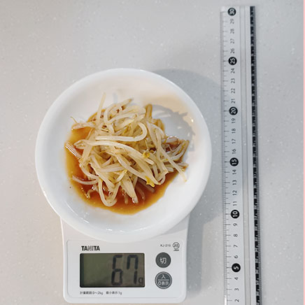 小皿1皿分のもやしの焼肉のたれ炒め