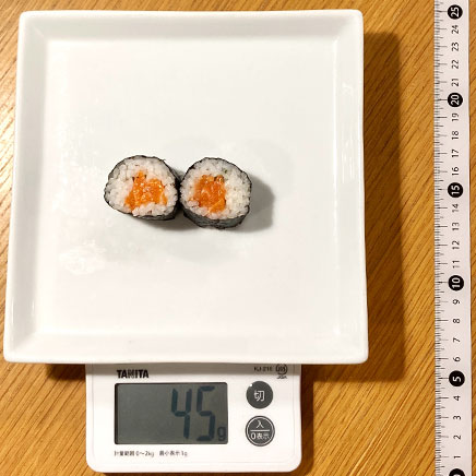 1/4本分（2個分）のサーモンの細巻き