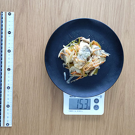 中皿1皿分の白身魚の甘酢あんかけ