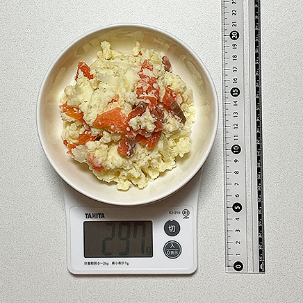 大鉢1皿分のサーモンのポテトサラダ