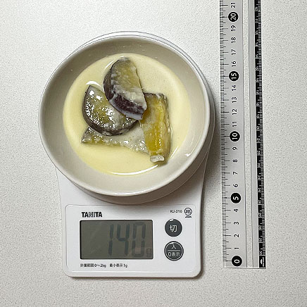 小鉢1杯分のさつまいものミルク煮