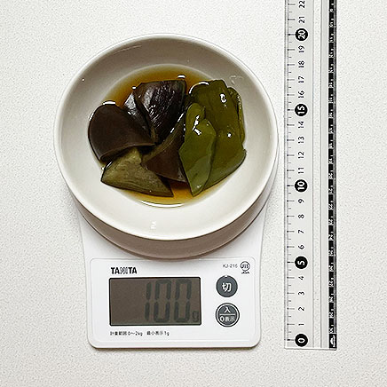 小鉢1杯分のなすとピーマンの煮物