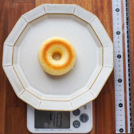 1個分の米粉の焼きドーナツ