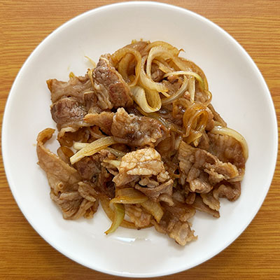 牛肉と玉ねぎの焼肉のたれ炒め