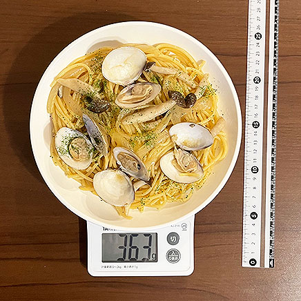深皿（中）1皿分のはまぐりのバター醤油パスタ