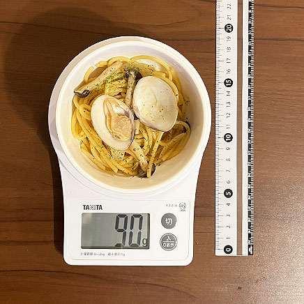 小鉢1皿分のはまぐりのバター醤油パスタ