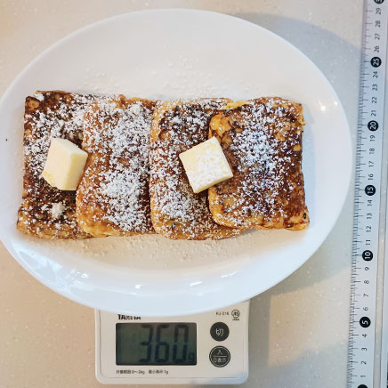 4枚分のオートミールのフレンチトースト