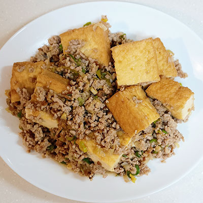 厚揚げとひき肉の炒め物