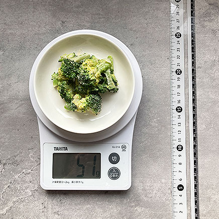 小皿1皿分のブロッコリーの胡麻マヨネーズ和え