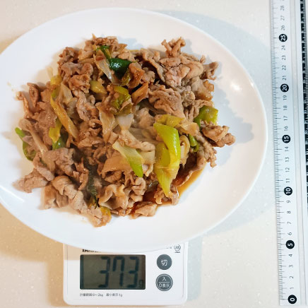 大皿1皿分の豚肉と長ネギの甘辛炒め