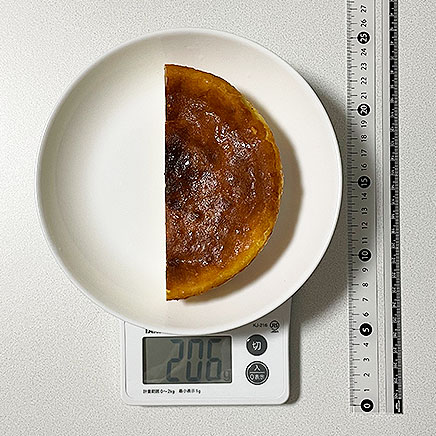 1/2カット分のマスカルポーネチーズケーキ