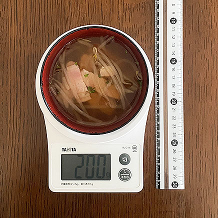 汁椀（中）1杯分のもやしのコンソメスープ