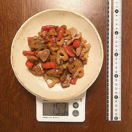 大皿1皿分のれんこんと鶏肉の煮物