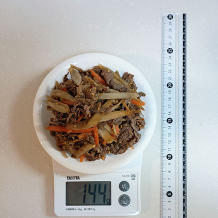 小皿1皿分の牛肉のきんぴらごぼう