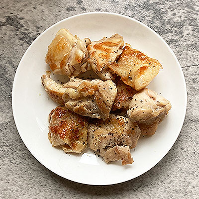 鶏肉のレモンペッパー焼き