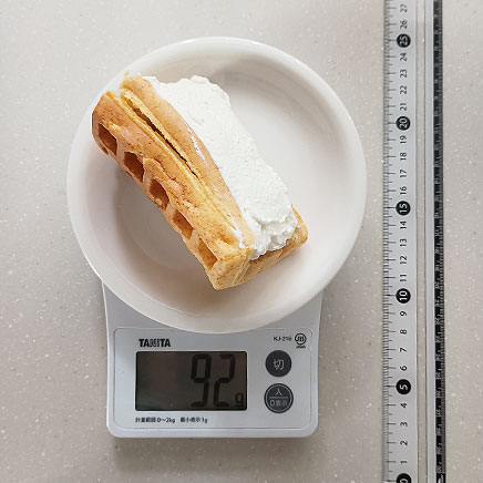 1個分の生クリームワッフル