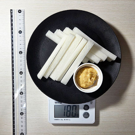 大皿1皿分の大根スティック