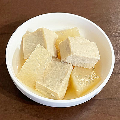 大根と高野豆腐の煮物