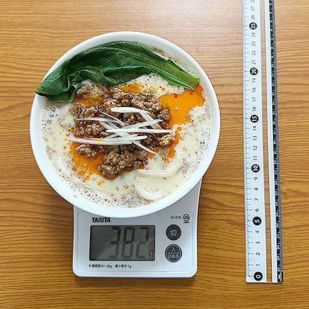 小丼1杯分の豆乳坦々うどん