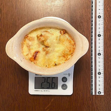 グラタン皿1皿分の豆腐とキムチのチーズグラタン