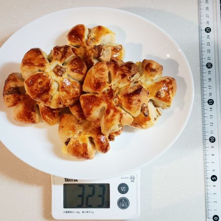 6個分のくるみチーズパン