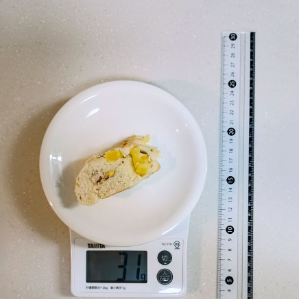 1/6カット分のさつまいもフランスパン