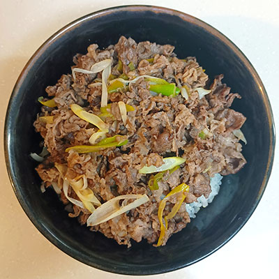 ねぎ塩レモン牛丼