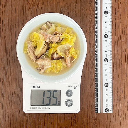 小皿(中)1皿分の白菜と豚肉のうま煮