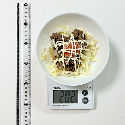 深皿1皿分の明太子マヨチーズ牛丼