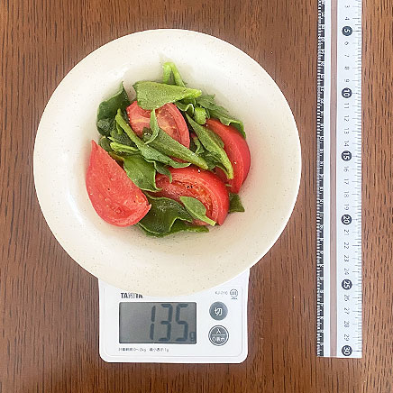 中皿（大）1皿分のアイスプラントサラダ