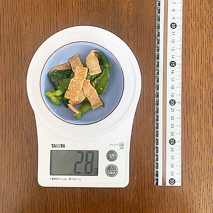 小皿1皿分のアイスプラントの炒め物