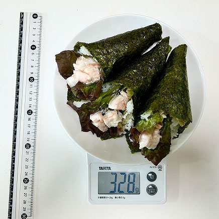 3本分のエビマヨの手巻き寿司