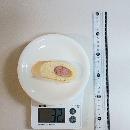 1/6カット分のウインナーフランスパン