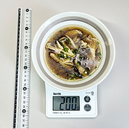 スープ皿1皿分のきのこの和風スープ