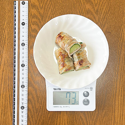 中皿1皿分のきゅうりの豚バラ巻き