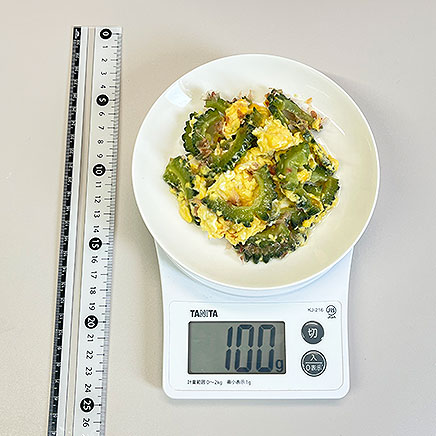 小皿（大）1皿分のゴーヤの卵とじ