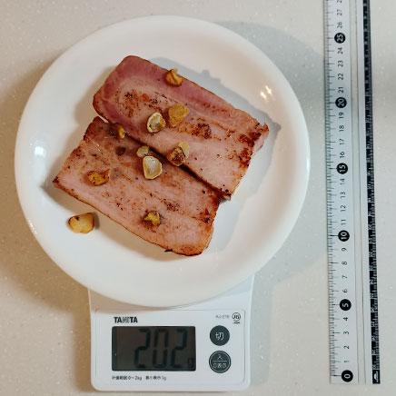 1枚分のベーコンステーキ