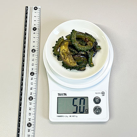 小皿1皿分のなすとゴーヤの味噌炒め