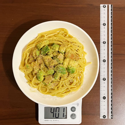 深皿（中）1皿分のアボカドカルボナーラ