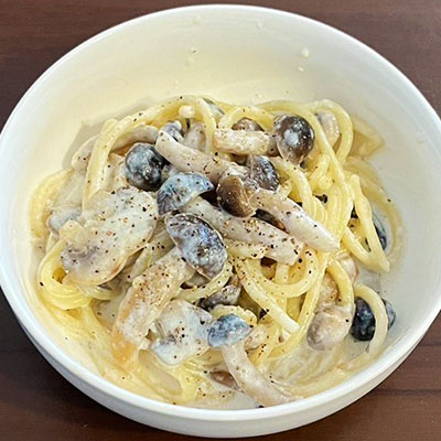 きのこクリームパスタ