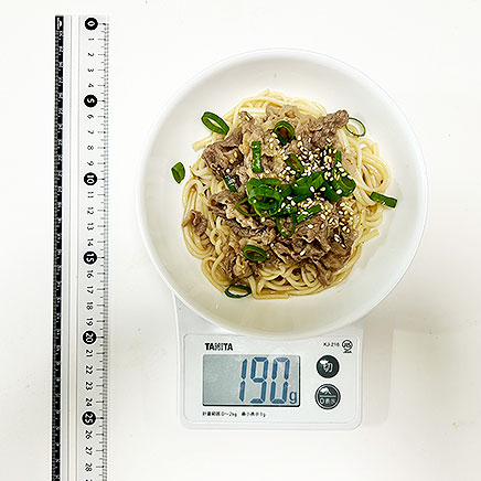 深皿(中)1皿分のぶっかけ肉うどん