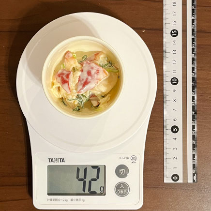豆鉢1杯分のホッキ貝サラダ